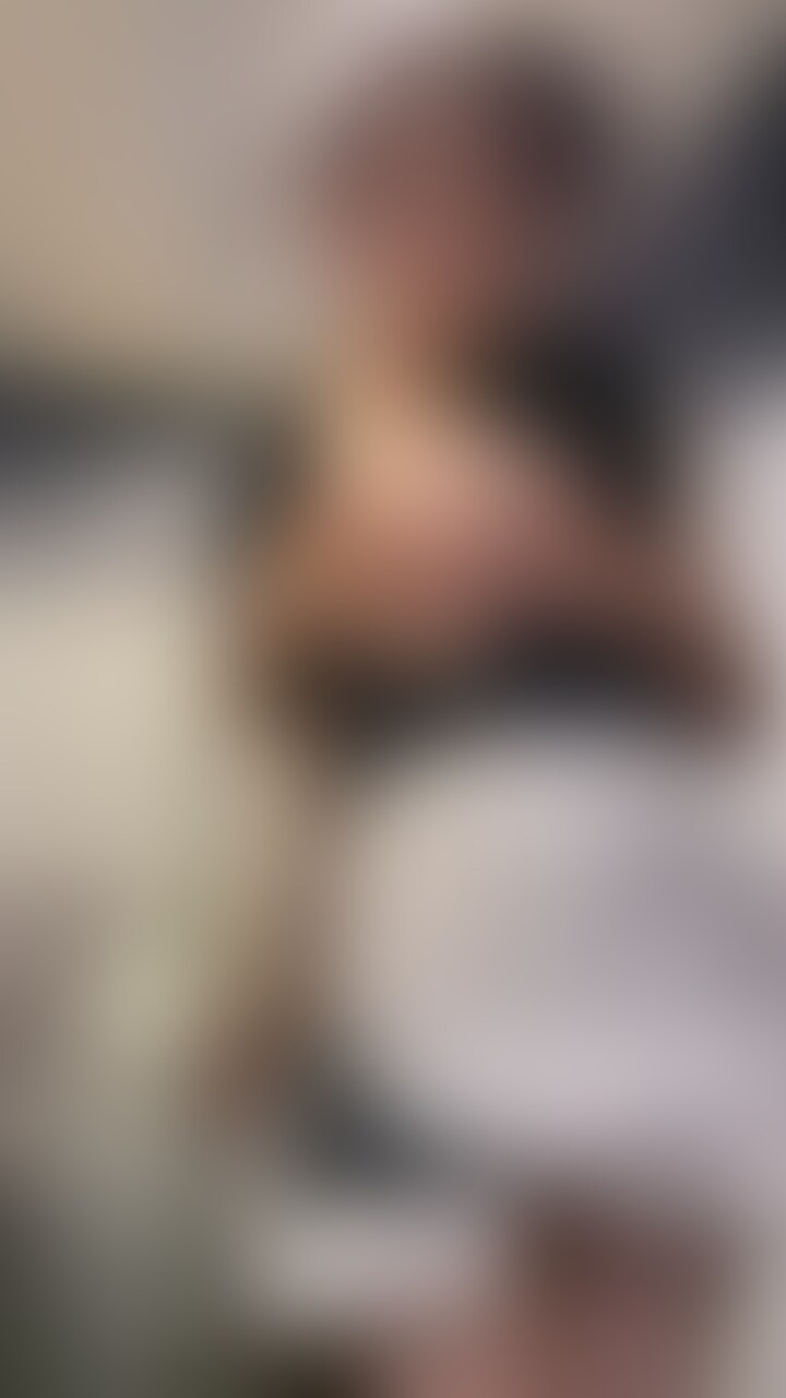 エッチなおねーさんをメイドに‼️③
主観アングルです︎💕︎ (2/2)