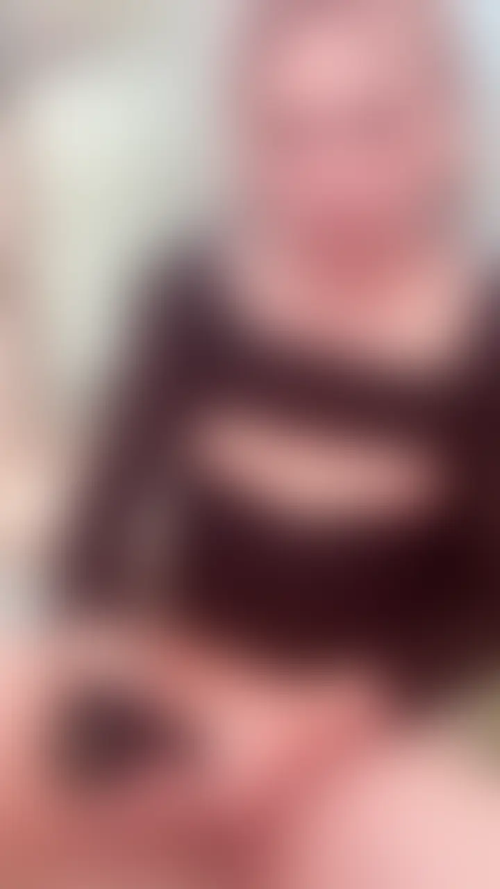 今回は顔射プレイ!
ドロドロになって気持ちよかった😚 (2/2)