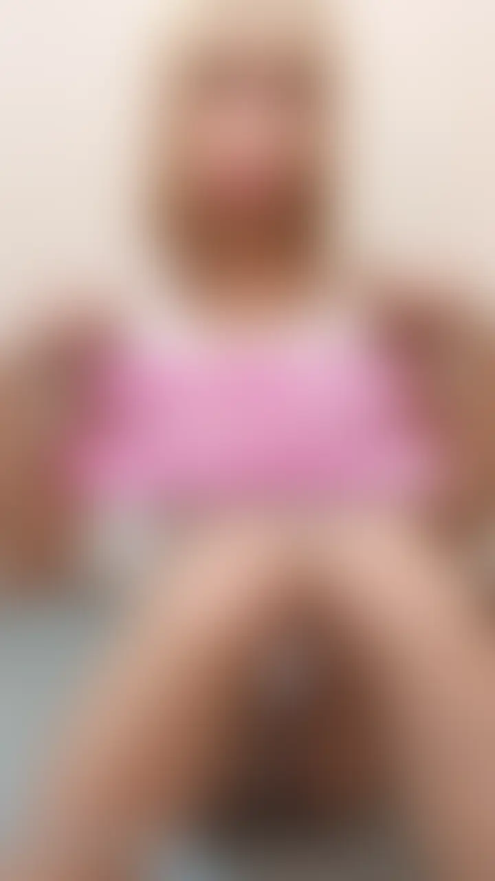【白レオタード×金髪ギャル】透け乳首で電マ潮吹き💦
白のレオタードが身体にピッタリ密着…
しかも乳首がくっきり透けてて、エロさ限界突破👀❤️
脚を広げ、レオタードの隙間からあふれ出す愛液…
そしてついに潮吹きフィニッシュ💦
ピチピチ衣装×透け乳首×電マ×潮吹き=フェチの極み✨
画角 固定 (2/2)