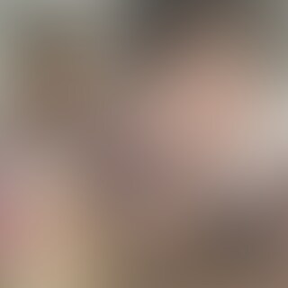 個撮)「上手いよ頑張って!」ウブっ○○○の全力フェラ!
透明感のある可愛い女の子です。白い下着も眩しい!
おっぱいを触ると、感度の良い乳首が勃起しています。
間違いなくチンポに慣れてない様子。ウブっ○○○です。気持ちよくなってもらおうと頑張ってフェラしています。
柔らかく、ネットリ唾液の口内。そして全力ピストン!
健気な姿に大興奮、そのまま口内発射!いいリアクションです。
一生懸命頑張ってくれました。 (2/2)