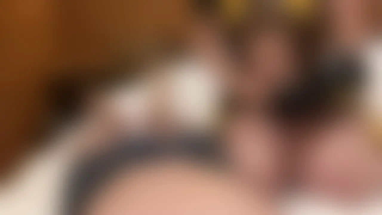 巨乳ハメ撮り 人気コスプレイヤーと水着撮影後にハメ撮り (2/2)