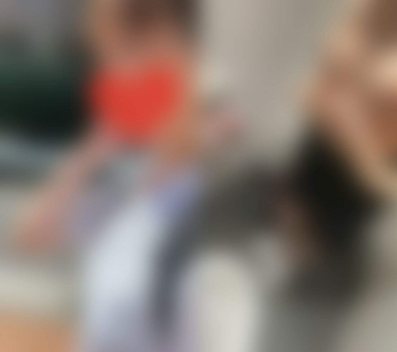 【デパートトイレ内○○○】○○○生着替え💖🙈
お風呂じゃないけど!笑
私のスマホのカメラロールから出てきた動画を投稿しますっ✌🏻
女の子スペック
・陸上部所属(ハードル走関東大会出場)
・都内公立女子校
・身長 160センチ
・ブラサイズ D65
・乳首がきれい
これから遊びに出かけるから、運動着のままだと恥ずかしいってことで洋服をトイレで着替える時の映像です✌🏻💕
友達のお尻が大きくてスカートがなかなか入らなくて
2人でツボりました🤭💖笑
カメラは手持ちのiP○○neです! (2/2)