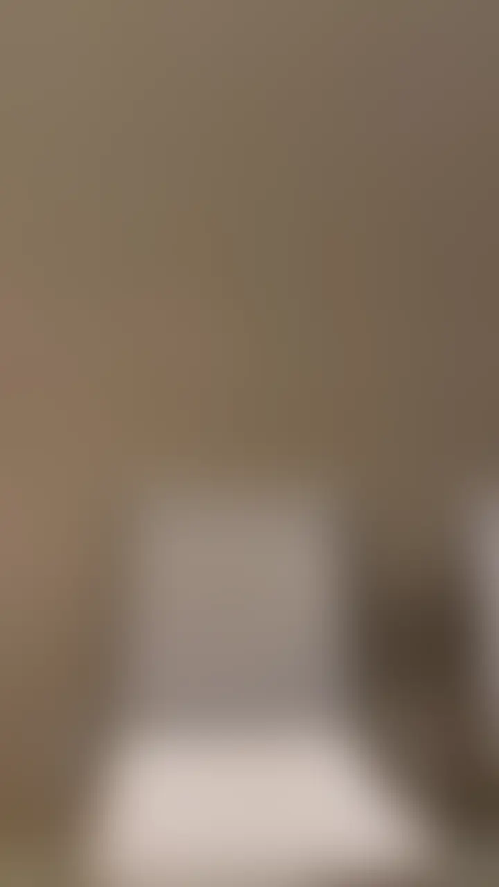 椅子の上でリラックス🌱🧖‍♂️ sample 1