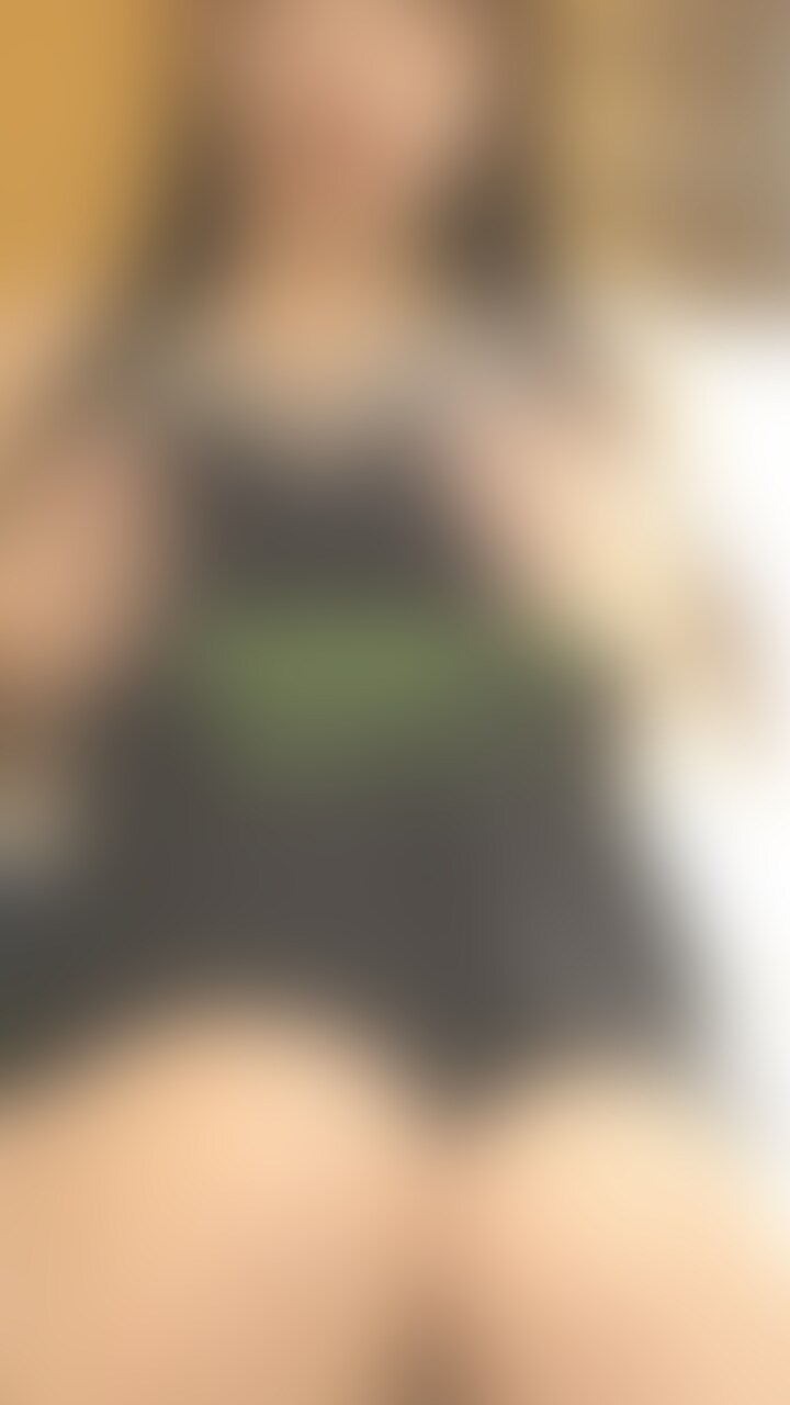 私はこんなに性欲の強い女でした🥰
オナニーだいすき🥴
太めのバイブを久しぶりに使いました🎵 (2/2)