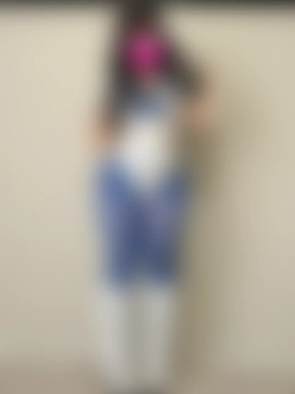ゆい様のデカ尻x足裏ふぁんず(毎日投稿中💕)「気になっちゃうプランからの写真10枚💙 青ツヤムレムレパンスト🍑👣💕」の投稿サムネイル