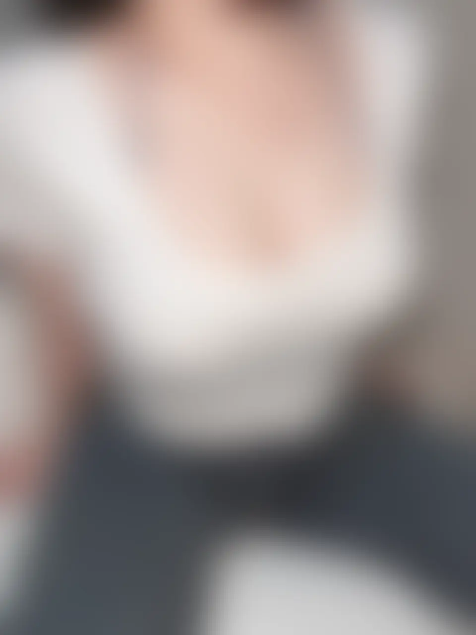 成瀬ゆい「そういう風には見ていなかった女友達が突然家にやってきて……？」の投稿サムネイル