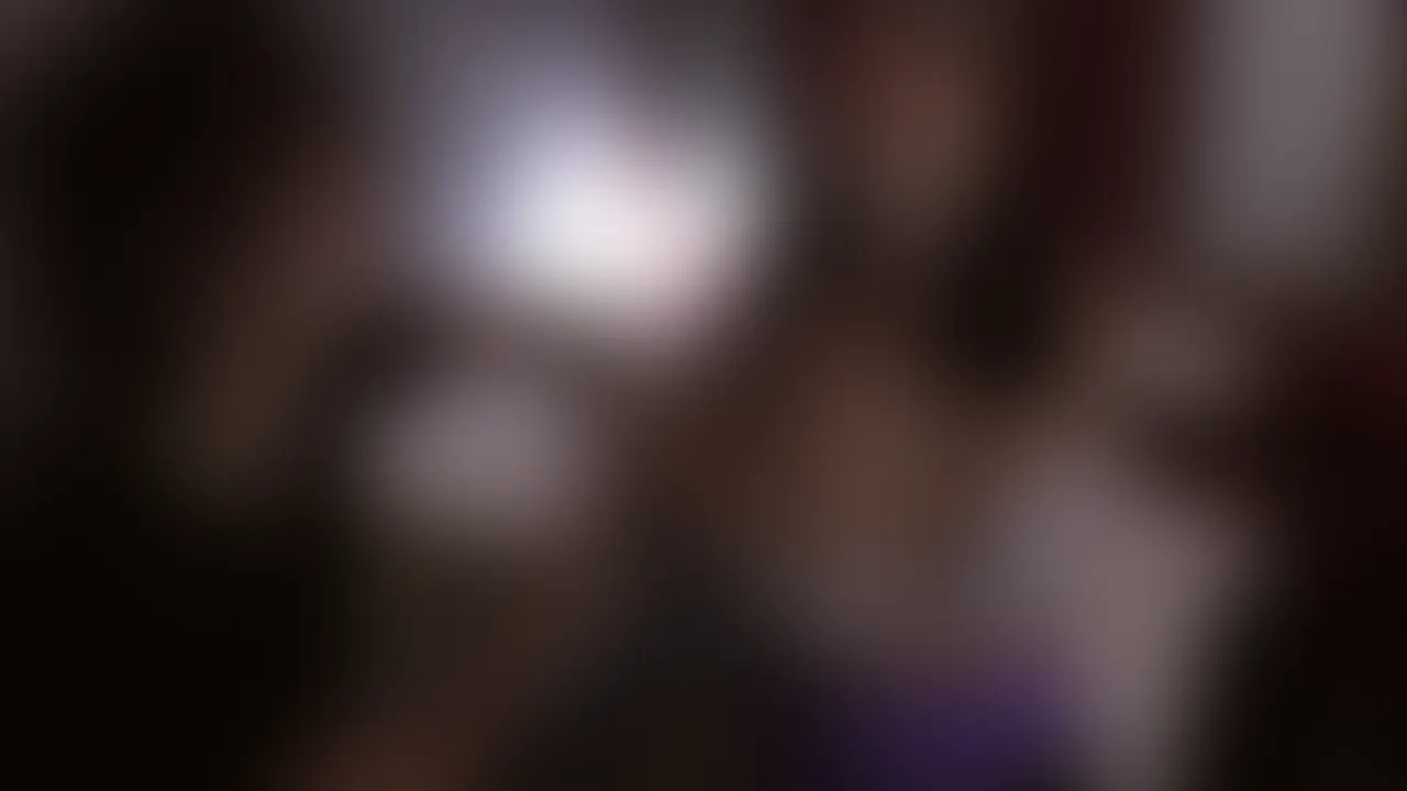 【巨乳で巨尻、ほんのり焼けた小麦肌で性欲旺盛!...この人妻嫌いな人いないでしょ?】(00:40:44)
■お名前
Mさん
■年齢
推定42歳
■結婚歴
?年
■家族構成
夫・本人
■夫への不満(夫とは別居中で悠々自適な生活、セックスだけが物足りない)
・夫とは別居中で、ひとりの生活は正直かなり快適。
・誰にも干渉されず、悠々自適な毎日を送っている。
・夫婦関係そのものに、そこまで不満があるわけじゃない。
・ただ、セックスだけがどうしても物足りない。
・生活は自由で快適なのに、夜だけ満たされない。
・夫がいない寂しさより、欲求を持て余すことの方がつらい。
・この距離感は心地いいけど、夜の相手としては物足りない。
■俺様のレポート
(小声)...謎多き、抜群のプロポーション人妻。肉感凄かったっす。 (2/2)