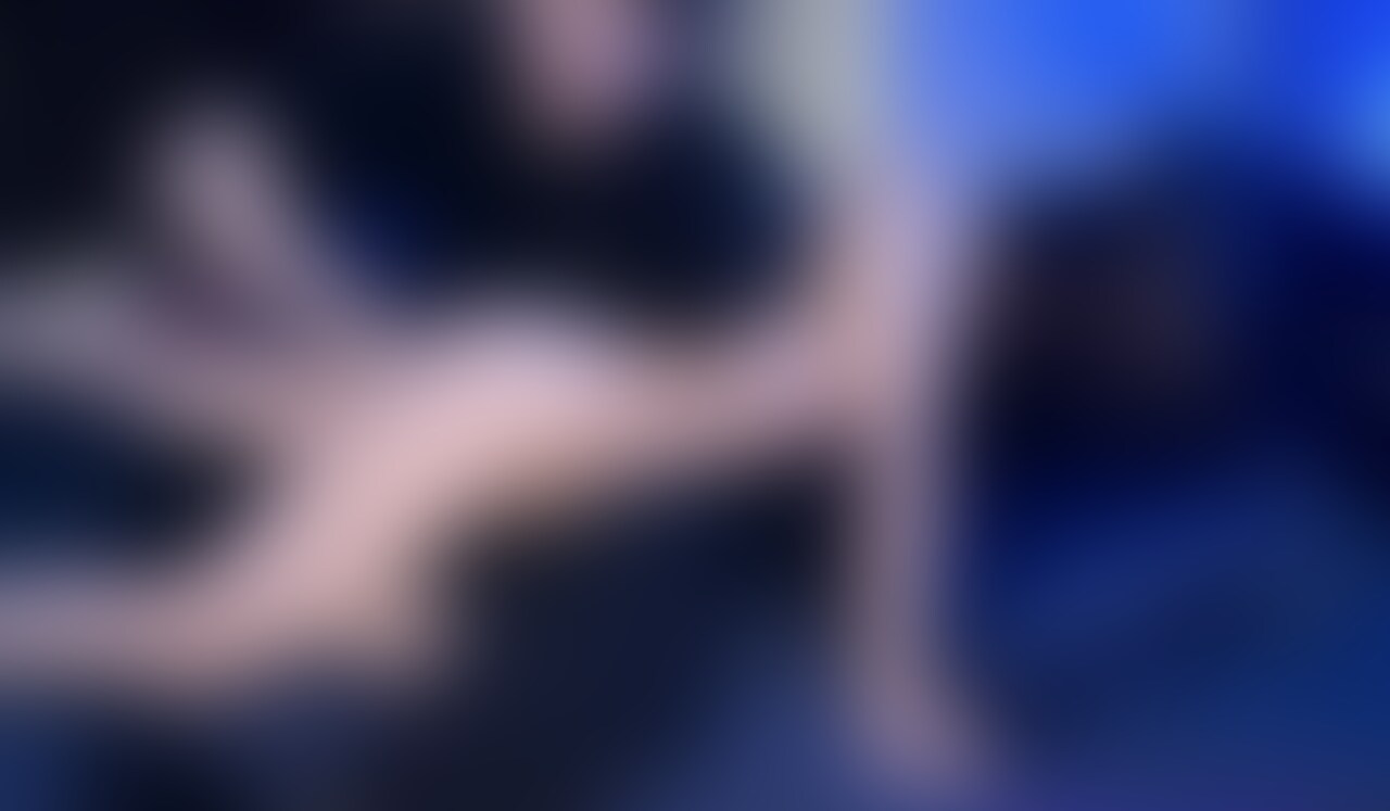 目出し美女抜きどころ厳選動画‼️
Twitterで万バズした動画であり、性欲旺盛なドM細身裏垢女子とバチボコセックス❤️‍🔥
カメラも気にせずイキ狂う猿セックスをお楽しみください🐒

Ccup/154cm/42kg

筋肉痛必至のバチボコセックス❤️‍🔥 (2/2)