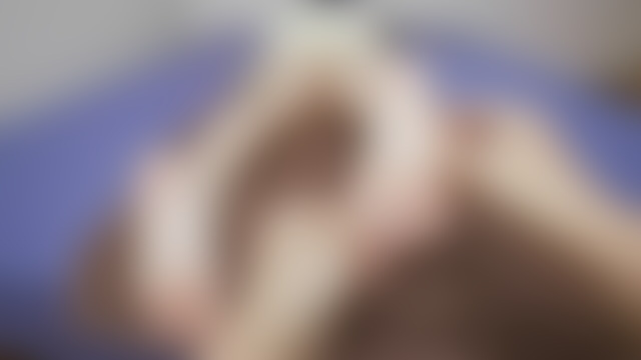 足裏屋と申します。

素人女性をSNSや街中で声をかけて出演してもらっています。

今回の女性は25歳のパーツモデルAYAちゃんです。

脚のパーツモデルをしているそうで、脚がメチャクチャ綺麗な女の子です！始めに足裏をじっくり見せてもらってからの、くすぐりとマッサージ、オイルやローションを足裏にをつけたりしております。

＊動画情報

時間：10分31秒
フレーム：1920×1080　FHD
ファイル形式：MP4
ビットレート：20M

＊注意書き

・出演女性はすべて○○○以上です。

・この作品はオリジナル作品として販売することを目的として製作しています。

・作品はオリジナル作品であり第三者に提供、販売等の行為を行うことはいかなる場合も禁止します。

・無断販売、無断転用をした場合は法的処置をとらせていただき、損害賠償請求を致します。 (2/2)