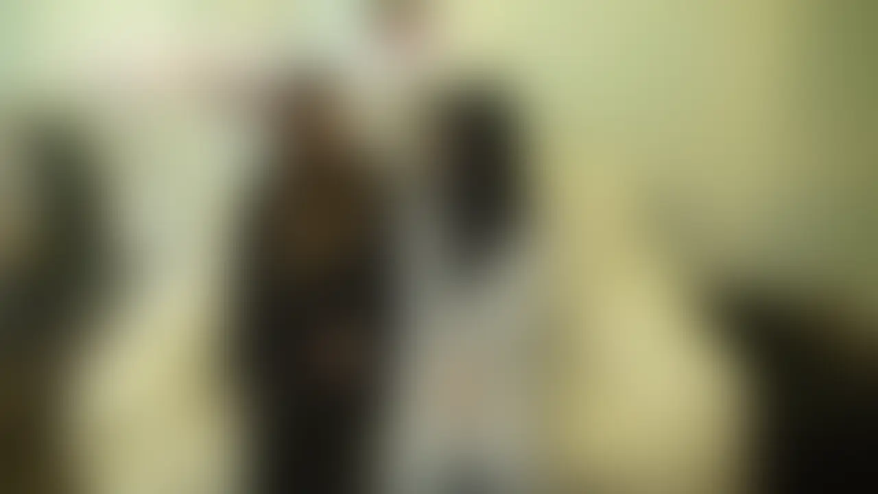 フラっと遊びにきた女の子たち
女の子2人組です
一人はSEXまで成功(しかも中出し)
お友達もフェラしたりいろいろやってくれました (2/2)