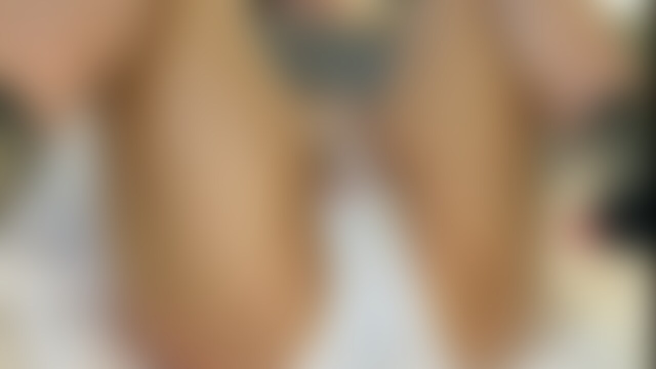 パンティ観察中、お腹押したらおしっこ出ちゃったので
お尻叩いたりフェラさせたり。
パンティ濡らしちゃうのはいけない子ですよね…
だがそれが良い☺️ (2/2)
