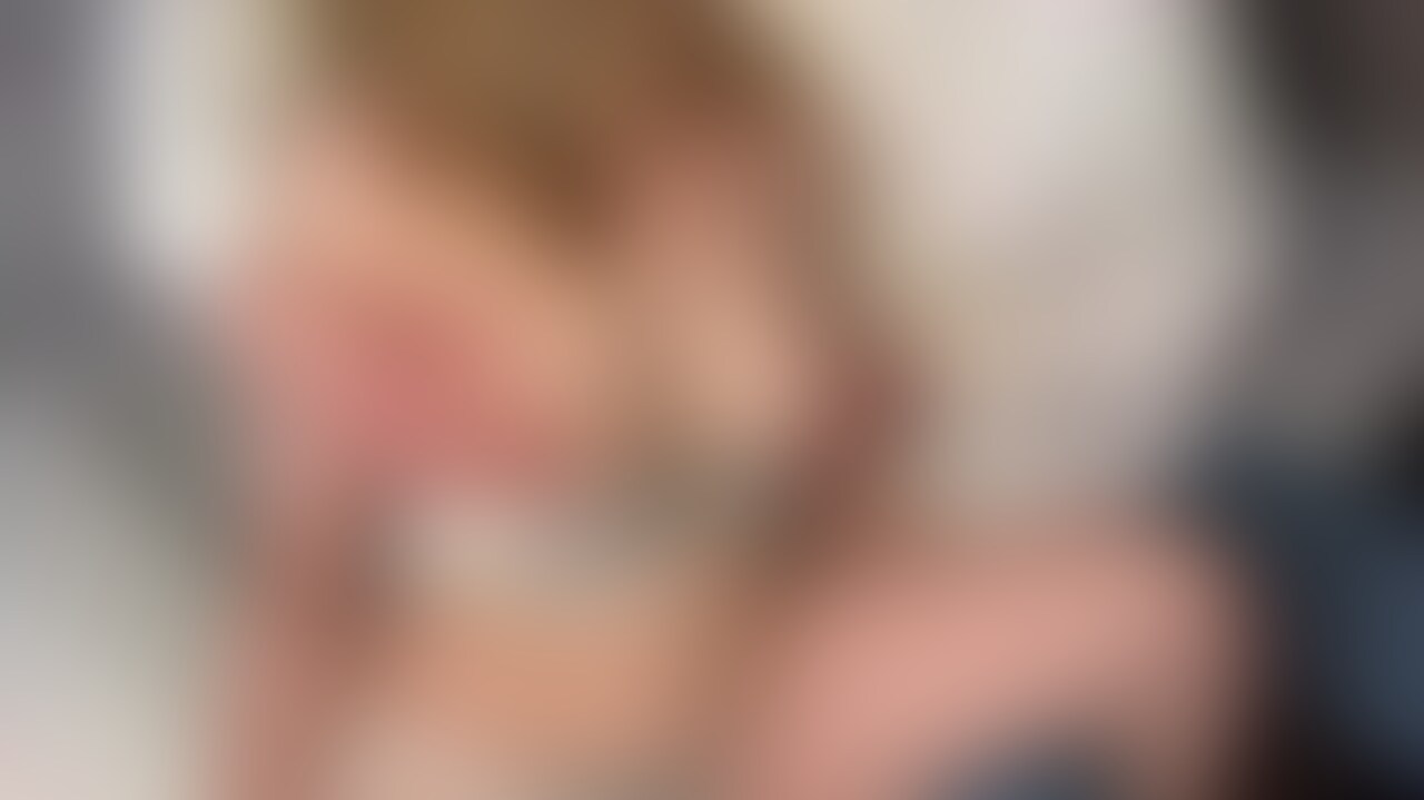 彼氏持ちの『やえばちゃん』がデカチン兄弟巨根に串刺しされました。
彼氏に見せるハメ撮りを片手に帰宅してました。 (2/2)
