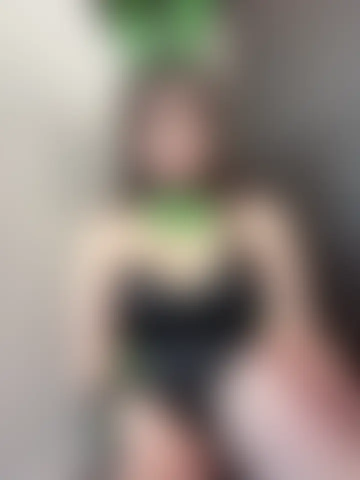 バニーちゃんコスでおしりとおまんこ強調♥
お汁だらだらおなにー♡
※転載は禁止です。 (2/2)