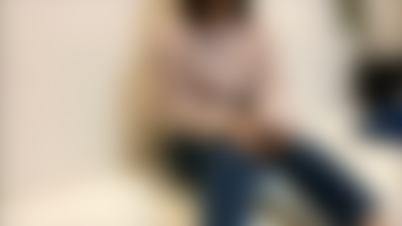 【ファン限定フル動画】🎁

【素人】ぴちぴちのジーンズを脱いで、いつものようにオナニーをしてみました。沢山おまんこの中から液体が出てきてじっくりオナニーして快感でした。 (2/2)
