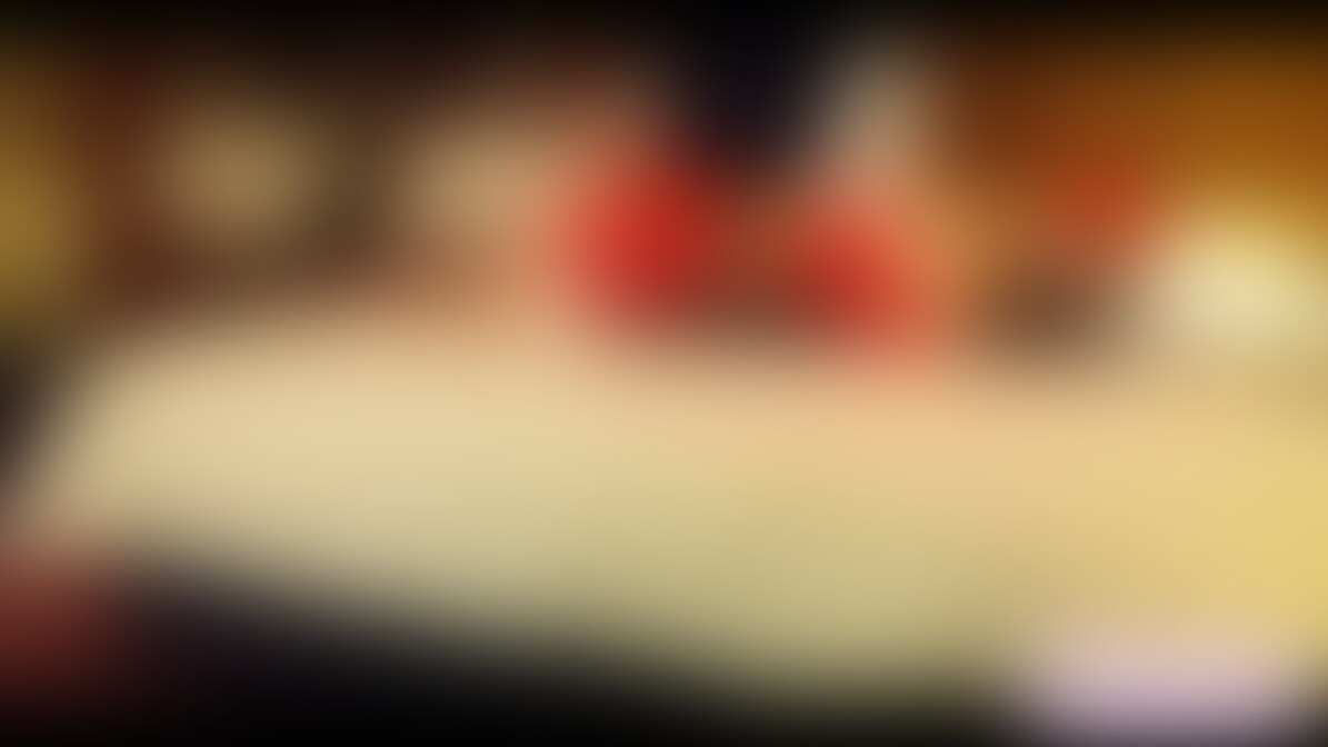 Vol.8 Santagirl spanked OTK and Caning
おサボりお寝坊サンタをお仕置き❆
今更やってきたサンタgirl
お仕事しなかったから上司に叱られてます🎅
OTKで終わりか?!と思ったらケイン…
手を○○○束されてるのでお尻を庇えずただただ受けるも、あまりの恐さに逃走しようとしてしまう💦逃走できず…
ギュギュッとお仕置きが詰まったシリーズとなっています😭💦 (2/2)