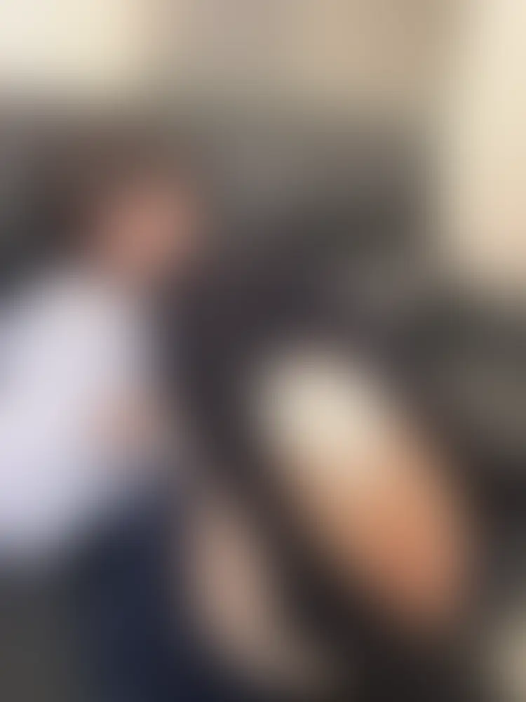 おじさん我慢できなくなっちゃったらしいんだけど、
ちはるも我慢できなくなっちゃったから、もう入れていいよ♡
ゴム...?もういれる直前だからそのままでいいよ...♡ (2/2)