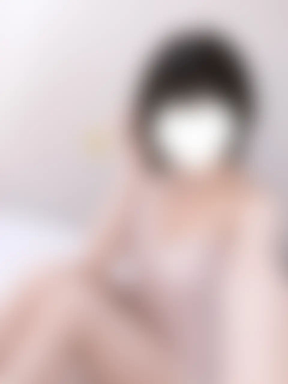 白乃あいり👀「おはよん！ ねおきキャミ〜〜 ねおきキャミ〜〜」の投稿サムネイル