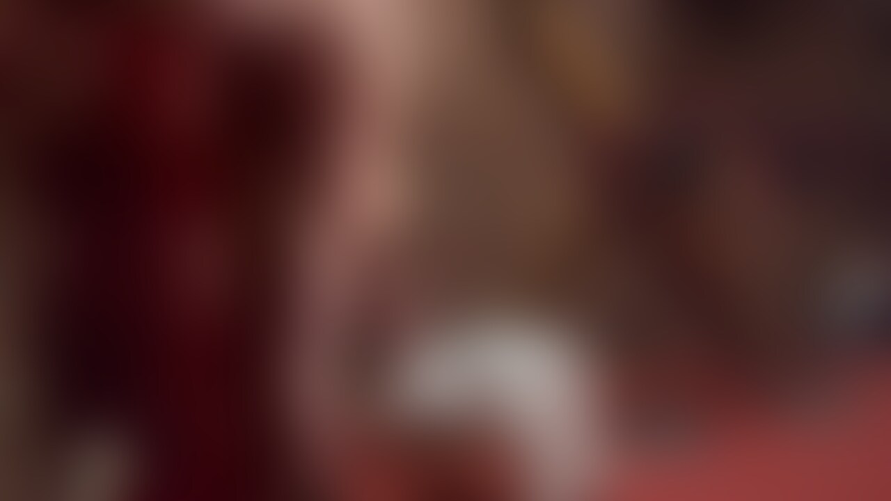 約1時間の動画♪
元某超有名SMクラブナンバー1女王様のアンナ様降臨!!
知らない人はいないSMラブホテル、アルファインにて複数プレイ!
買わない理由かないぐらいのてんこ盛りプレイ動画!!
エレナのマゾがアンナ様をご奉仕!
初めての生フェラはアンナ様に、、、
エレナは全身ラバー、アンナ様は下半身がセクシーなボンテージで💓笑
○○○束尿道開発、アナル開発、馬型のプレイ道具を使ってバックペニバン、ラバーから出てきた汗の舐め取り、ラバーて蒸れたパンツのまま顔面騎乗、アンナ様とエレナのマゾとの3Pやりとり、さらにはアンナ様とアンナ様マゾがアナルファッ⚫︎をしているところを見学! (2/2)