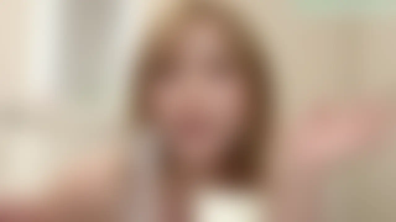 【あむのぬるぬるタイム💕】
あむのGold会員様とpersonal会員様の皆様💕
いつも応援してくださりありがとうございます🐸
あむがGold会員様とpersonal会員様だけに、
ローションぬるぬる手コキ動画を公開しちゃいます💕
みんなのおちんちんを、ぬるぬるの手でいっぱい気持ちよくしちゃうよ💕
あむの手マンコ欲しい人ー?🖐️
すっごいえっちな音が聞こえてるよー?😏
どっちがぬるぬるしてるのかなー?😳
みんなはどんな手コキが好きかな💕
あむが全部してあげる✨
あむの手マンコでいっぱい気持ちよくなれたかな?💕 (2/2)