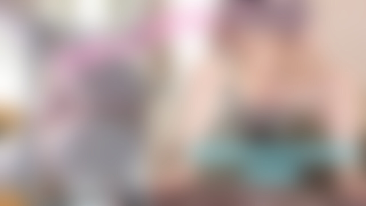 かわいいミニワンピ女子の足をマッサージしてきた。
パンストの上から指圧してからパンストを脱がして生足をオイルマッサージ。
勢い余っておっぱいとパンツの中もマッサージしてきたYO
音がたまらなく興奮します (2/2)