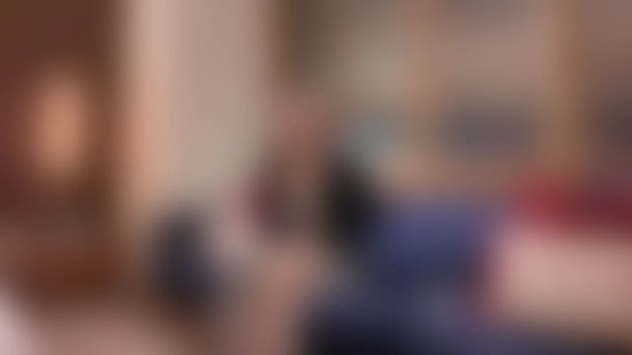 【カウンセリング】「彼氏としてもイケなくて・・」人生で初めてできた彼氏と上手くいかない18歳に施術したら
本編はこちら⇒https://myfans.jp/posts/2bdac72c-61a0-4e21-95fb-a124a8424345
今回来てくれたのは、この春から女子大に通っているJDなりたて1年生(18歳)
教育系の学部に通っているらしく、将来は幼稚園の先生を目指しているとか。
そんな彼女には付き合いたての彼氏がいるようで。
同じ学校の、〇〇部のキャプテン(本編参照)だった彼と、夏ごろからお互い気になってたけど、とうとう卒業式の日に告白されて・・という青春過ぎるエピソードのカップル。
ただ大学の体育会部活に入ってるので、最近はなかなか会えてないそうです。
そして彼女の初めては、先日その彼氏に捧げて、これまで4-5回程彼の家でして・・・と言うところでこの日会いに来てくれました。
マッサージを受けに来てくれた理由を聞いてみると、
彼の行為がかなり雑らしく・・・
彼が満足して終わり。勃って、入れて、出して終わり。
彼女が寝てるところに突然入れてきたりもするそうです。
彼女は友達から「朝までしてたいくらい気持ちいい」とか聞いていたので、全然違うとショックだったそうです。
そして「彼に嫌われたくないから、嫌って言えない」と、この年代にありがちな悩みも・・
彼女はオナニーもしないので、そもそも「イク」もわからないと言っていましたが、
Xであれこれ動画を見て、激しくされてイクのには憧れがあるみたいでした。
(彼は早漏なので、早く動いたらすぐにイっちゃうのが物足りないとのこと)
そんな彼女にマッサージしてみたら・・・
今までイッたことが無いとは思えないくらいのポテンシャルでした。
Gカップの美巨乳(彼氏のキスマ付き)に、ピンク色の乳首。
ゆっくりマッサージしてあげるだけで、びっくんびっくんイクように・・
そしてまだ未熟な膣内のマッサージをゆっくりしてあげた時の新鮮なリアクションは見ものです。
マッサージだけでイキまくったので、まだそんなに慣れてないし、今日はここまでにしておこうか・・と提案したら、「ちんちん挿入れたい・・」と彼女から恥ずかしそうにおねだりが。
人生で2本目のチンポを見た時、思わず「おっきぃ・・」とこぼす彼女。
あまり慣れないフェラでビンビンにしたチンポで乳首オナニー。
全反応が初々し過ぎました。
人生2本目にして、最大のチンポが奥に当たった時のリアクションもヤバいです。
その後は奥に当てるだけでイキまくり、後半には「おっきいチンポでいぎましゅ・・!!」って言えるくらいに成長しました。
そして一度してみたいというので、生挿入からの最後は生中出し・・
(大丈夫です)
それだけで終わらないのがこの逸材のポテンシャル。
その夜のうちに、まだしたいというので、そのまま2回戦。
「友達の家に泊まる」とお母さんに言って来ていたので、一緒にお泊りして3回戦目。
カルバンクラインの下着をプレゼントしてあげたので、朝はそれを着たまままた中出し・・
とんでもないポテンシャルの18歳を発掘してしまいました。
「彼氏の(チンポ)はもう要らない。とうまさんのがいい」って言ってたので、また登場するかもしれません。
彼氏にバレたらまずいので、予告なく削除する可能性があります。早めにどうぞ。 (2/2)