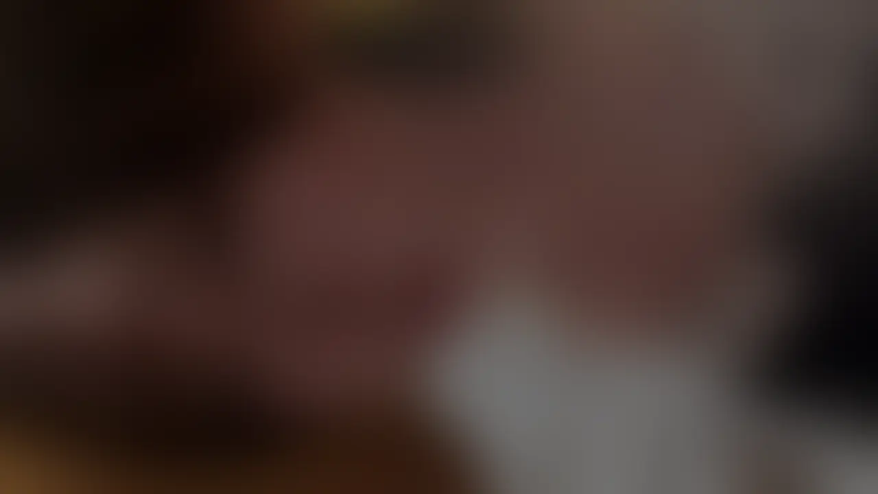 ドSメイドから鼻フック開口具、フェイスハガー、唾液におい責めを受け悶えるドMメイド (2/2)