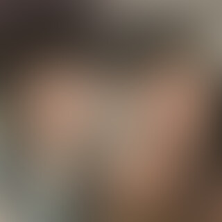 個撮)美人な顔が歪んじゃうバキューム！【爬虫類的】ネットリ亀頭責めフェラ

色がめっちゃ白いです。透きとおるような肌
揉まれて、思わず恥ずかし笑い。素の出る瞬間です。

思った通り！白い肌にピンク色の乳首
そしてお尻はむっちりボリューミー。

舌先をチロチロと押し付けて乳首舐め

「スロートの最後、唇の感触が亀頭に伝わるうれしい余韻」
程よい吸い込みのバキュームフェラ

亀頭に集中ピストンフェラで大量口内発射！

目を見開いて精子を全部、喉奥で受け止めてくれます

一見クールな雰囲気ですが、実は恥ずかしがりやで優しい女性でした。 (2/2)