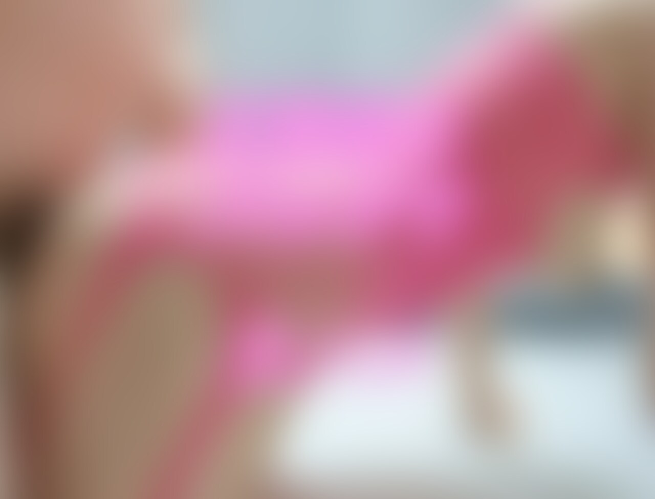 このエロい衣装シリーズの最後で、この衣装のまま正常位、バックで入れてから奥さんにぶっかけてます😍
色々とエロい感じに撮れてますので奥さんのことを気に入っている人にはぜひ見てもらいたいです😆
モザイク越しに奥さんのアソコも見えてるかも？どんな感じか分かっちゃうと思います😍
ぜひぜひ見てもらっていいねをよろしくお願いします😆 (2/2)