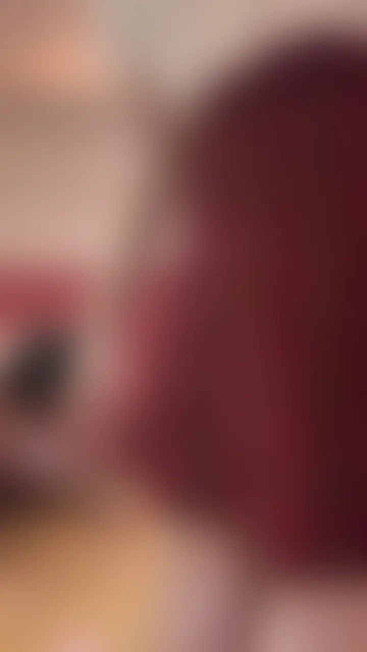制服コスMiyu様がM男に食べ物を食べさせてあげちゃう動画だよっっ🍮
まずは蒸れた白ソックスを前菜に🤭這いつくばってきちんと匂いをかがせてあげたよ🧦
その次にプリンを置いてそのまま食べさせようとはせずmiyuさまの足でホイップをトッピングしてあげちゃう🍨なんて優しいmiyu様なんでしょうか😚
そのままは食べさせずに一気に足で細かくした😋M男に許可出してmiyu様の御御足をspoon代わりに食べさせてあげた🥄
メインだけでは足りなかったみたいだったからホイップクリームを足につけてデザートに😍
最高のコース料理だったでしょ😳🍴👨🍳 (2/2)