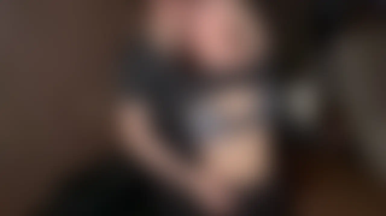 ちん嗅ぎ大好きな超敏感ドM変態ちゃんと生ハメ膣内放尿おなほセックス

潮吹きしたのも初めてでめちゃくちゃよかったので
次は中出しセックスしてくださいって…えっちすぎました、、 (2/2)