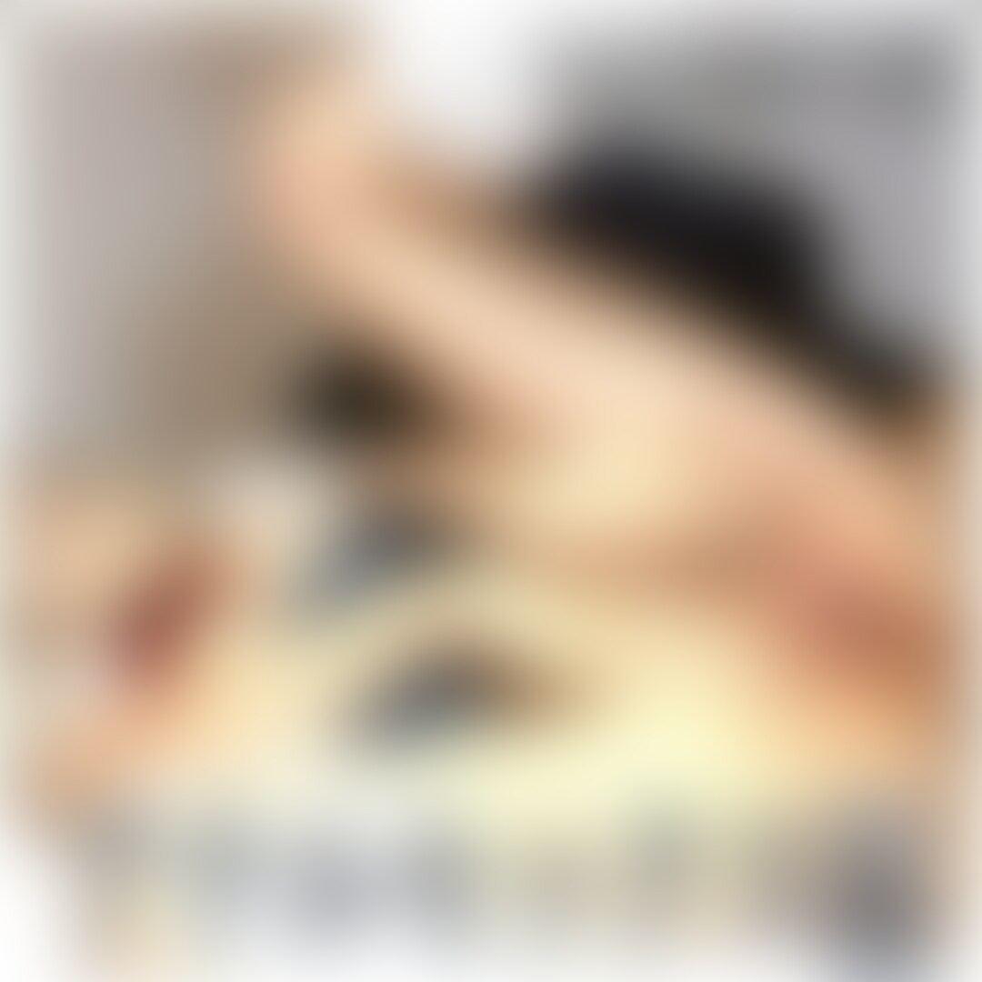 ○○○シリーズ【アナルセックス編】
お待たせしました!
アナルセックス💗
最難関のアナルセックス!
やっちゃいました!
アナル淫紋を着けていやらしさ倍増です💗
一生懸命撮影したので、是非いいねやコメントお願いします💗 (2/2)