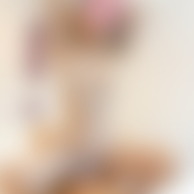 みわこさん（仮名）３４才。の続編です。

◆◆◆sample◆◆◆
https://myfans.jp/posts/7d58e4f3-af5b-4e42-860a-0efa14486a43
◆◆◆◆◆◆◆◆◆

布面積が小さすぎる水着。
エロい！！恥ずかしいのか目線を若い男性に合わせられない様子
ですが遠慮なしにガッツく青年にいきなり胸を揉みしだかれて強引のキスに悶絶
なす術もなく体力のある青年に好き放題に○○○される奥さん
「だめぇ、、、だめ！いっちゃうから！…だめぇぇぇ！」と欲望のままにピストンされては
イカされる男たちの玩具状態

乳首がこれでもかとギン勃ち。グラビアおっぱいのうえにビンビン！すごい！
男２女１の３Pはとにかくチンポでとことん女性を責め立てるのがズバリえろい！
極限のエクスタシーを引き出すことができるのがたまりません！！
壊れる！とエグいんですが
自身でオマンコの奥までチンポをガッツリエグるように腰を振りよがり狂う姿！
「お”ぉ～ん」と本気のメスの声

２人の男に代わる代わる○○○された奥様（汗

○○○され続け、だらしなく開いた穴からは大量に精子が垂れ出ていました（汗汗

VSIC審査番号：2203271 (2/2)