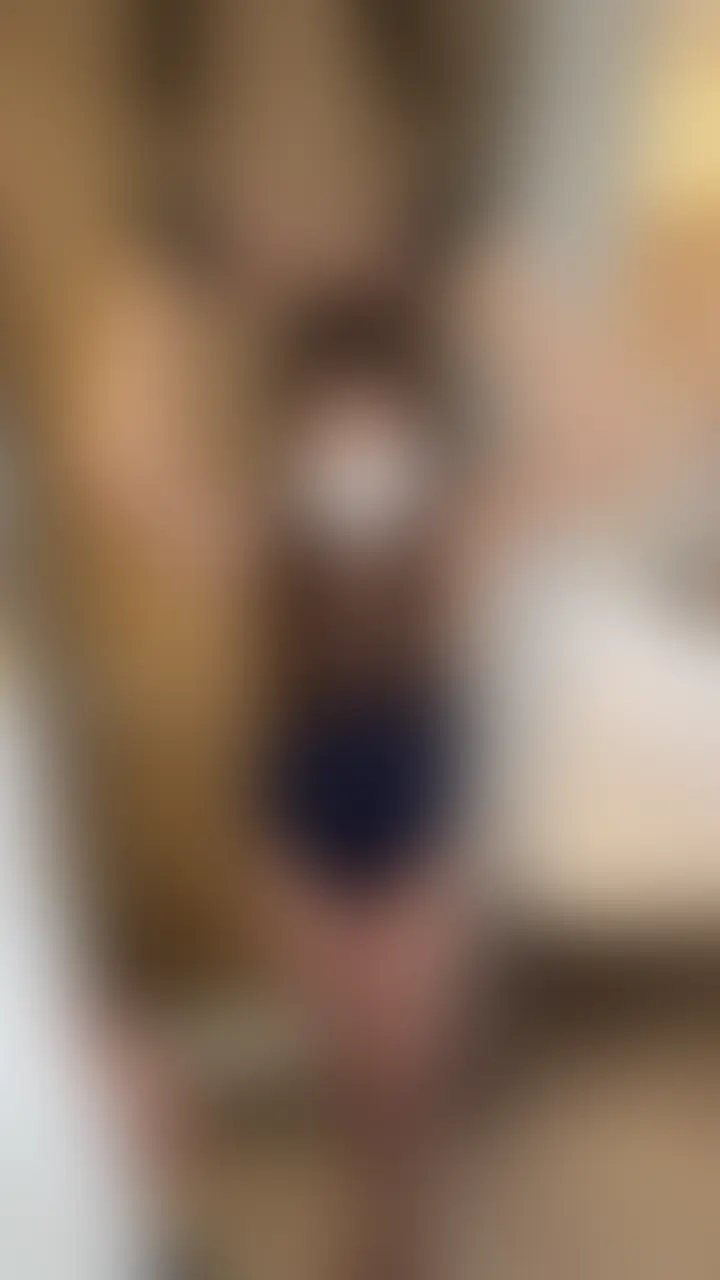 【⭐キャンペーン実施中⭐】
くすぐりほりっくスタート記念フォロワー増プレゼント企画実施中です 最後までこの文を見るとお得なキャンペーンがあります。
今までくすぐってきた女の子達の撮影データから
【立ち固定】でくすぐったパートを切り出した総集編となります。
まだフル尺の本編を出せていない女の子も多くいるので先行公開となります。本編もお楽しみに…
計5人の女の子たちの立ち固定くすぐりシーンを集めた1時間超の大作となっております。
女の子のくすぐられた時の反応も十人十色… 比べて楽しんでみるのもいかがでしょうか…♡
【作品内容】
1.全身激弱みかちゃん スク水でくすぐりで大絶叫♡ 「そこくすぐったい!!いやぁ♡」
2.脇が弱いめいちゃん 下着姿でこちょこちょ♡ 色っぽい反応で誘惑してくる♡
3.全身よわよわ女子みゆちゃん おっぱい丸出しでくすぐり攻め♡ 「そこやだぁ…♡」
4&5 全身激弱みかちゃん 吸盤固定で立ちくすぐり♡ (下着&おっぱい丸見えver)
6.脇も脇腹もお腹も弱い巨乳なさおりちゃん 立ち固定でこちょこちょ♡ くすぐられると乳首が勃っちゃうそうでめっちゃエロい…
7&8反応がえっちなゆうかちゃん 下着姿とスク水でローションくすぐり♡ 声は控えめだけど全身ビクビク震わせて必死に耐える姿がエロすぎる…
---------------------------------------------------------
⭐🎁くすぐりほりっく GW プレゼント企画実施中🎁⭐
この動画に【いいね】と【ブックマーク】と【こちょこちょ】とコメントしてくれた人の中で抽選2名の方に特別な動画(まだ未公開の本編の先行公開)をお送りします!
プランの加入の有無にかかわらず 【フォローしてくれた人+上記3つやってくれた方】の中から抽選します。
---------------------------------------------------------
【モデル】みか、みゆ、ゆうか、めい、さおり
MP4形式です。
出演者は身分証確認により18歳以上であることを確認しています。また、適切な出演契約を締結しています。
映像は18歳未満閲覧禁止、第三者に提供、譲渡、販売等の行為を行うことは一切禁止します。
無断転載を発見した際にはお知らせください。
くすぐり Tickling Tickle こちょこちょ 拘束 美乳 えっち コスプレ
TK tickletickletickle 간지럼 搔癢 (2/2)