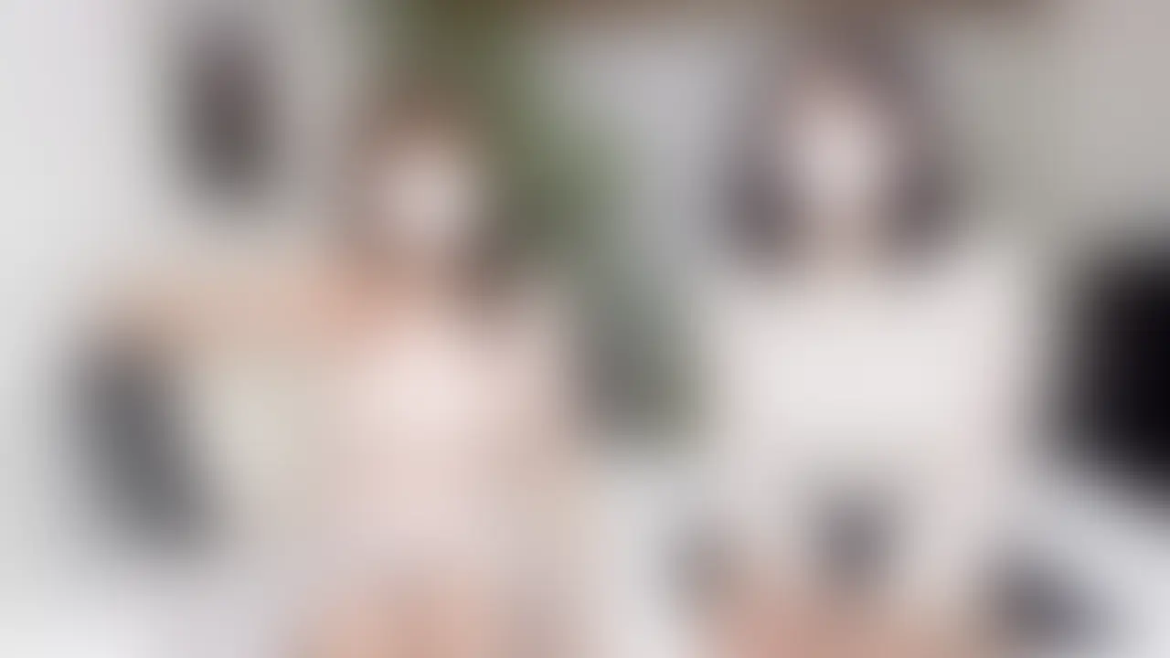 【20時間限定価格☆通常2000円⇒590円】
さらにエロい♡ なのちゃん覚醒…!! 初めてのローリングフェラで魅せた本気舌テク♡［1028作品目］

「なのちゃんのフェラシーンが観たい!!」とリクエストがあったので…😌

ついになのちゃんがローリングフェラに初挑戦♡
舌を絡めるテクを伝授しながら、ぎこちない舌使いから濃厚な本気舌テクへ覚醒😳

その後、興奮したキトウさんが気付かれないようにマスクを外す瞬間も…💦

なのちゃん推しは必見!!
さらにエロい覚醒シーンを期間限定でお届けします📹💕

時間は、23分28秒です。 (2/2)
