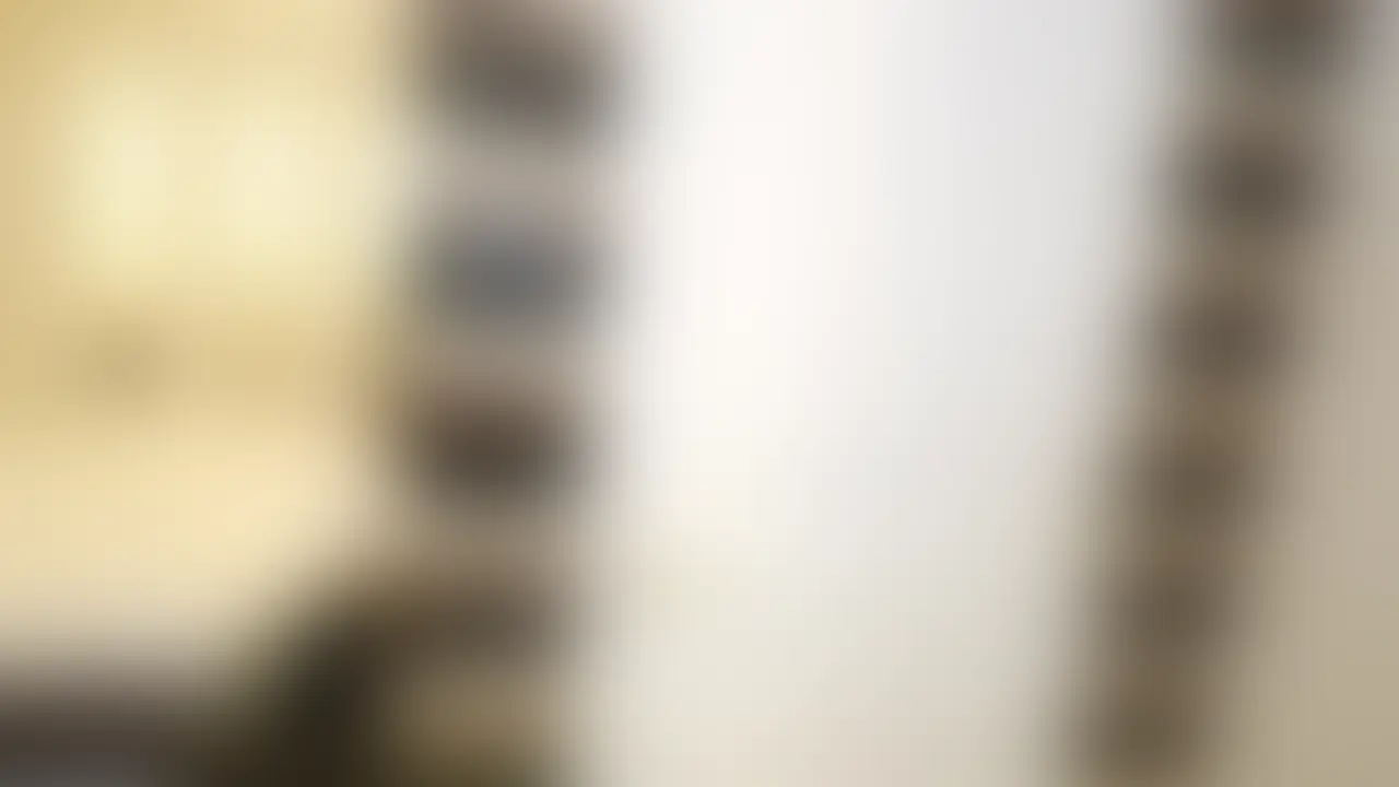【メンエス嬢がエロ過ぎた】マッサージ中に…えっちなこと しちゃいました///完全主観💋声エロすぎ注意【No.24】
初めまして、出張メンエスの聖来ですっ
今日は凝ってるところ
ゆっくりオイルでほぐしてあげますね
……って思ってたのに、
途中からだんだんえっちな雰囲気に♡
普通のエロ動画よりエロです‼︎‼︎‼︎
気付いた?
お部屋に入ってきた時から、下着、つけてません///
ドキドキしちゃう主観動画
耳元でささやく聖来の声がきっと頭から離れなくなっちゃいます🥰
いっぱい使ってくださいね♡
※定価:¥2,980
※完全顔出しです (2/2)