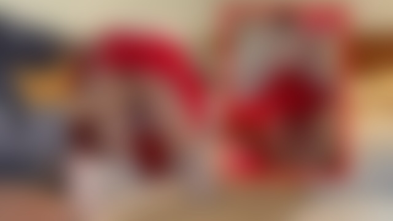 【巫女さんイチャらぶ❤︎前戯編①】8分半。
コスでの前戯編!巫女さんが乱れていきます。
②10分は単品販売。
③単品・ノーカット完全版18分がおすすめです(^^) (2/2)