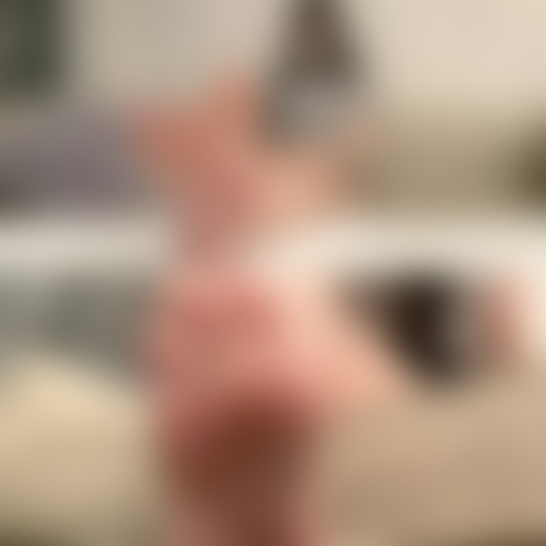 Miki/23 years old/lounge girl🍷.
Sexy toe temptation.

Foot size：23.5cm (2/2)