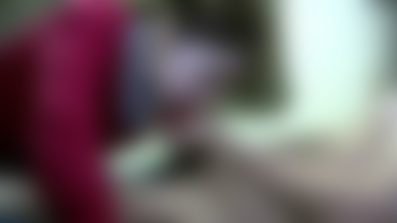 [part5]素人JD、着衣のままノーハンドフェラで大量口内発射(お掃除フェラあり、乳首舐めあり)

シリーズで同じみの素人JDちゃんが、今回は着衣のまま終始フェラをしちゃいます！
最後は激しめのノーハンドフェラで大量口内発射！　お掃除フェラありです！
即尺からスタートし、そのままパックりとティンコを咥えちゃいます。途中も激しめフェラです。
そして乳首舐め、乳首攻めもあり！
最後は激しめ上下運動のノーハンドフェラで大量口内発射！　お掃除フェラあり！ (2/2)