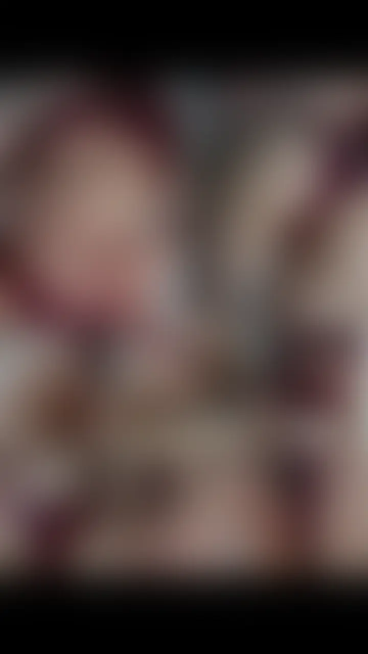 【ぬるぬるローション×ランジェ×えちえち動画💗】
先週公開した自撮りの動画版です✨
ぬるぬる体にローション塗りまくって気持ち良くなっちゃいました🥺
最後は一緒にシャワーはいろっ?🛀🛁*。💗
シャワーとローションでぬるぬるテカテカになってては恥ずかし🙈💕💭
最後には内緒の予告も...💗(///ω///) (2/2)