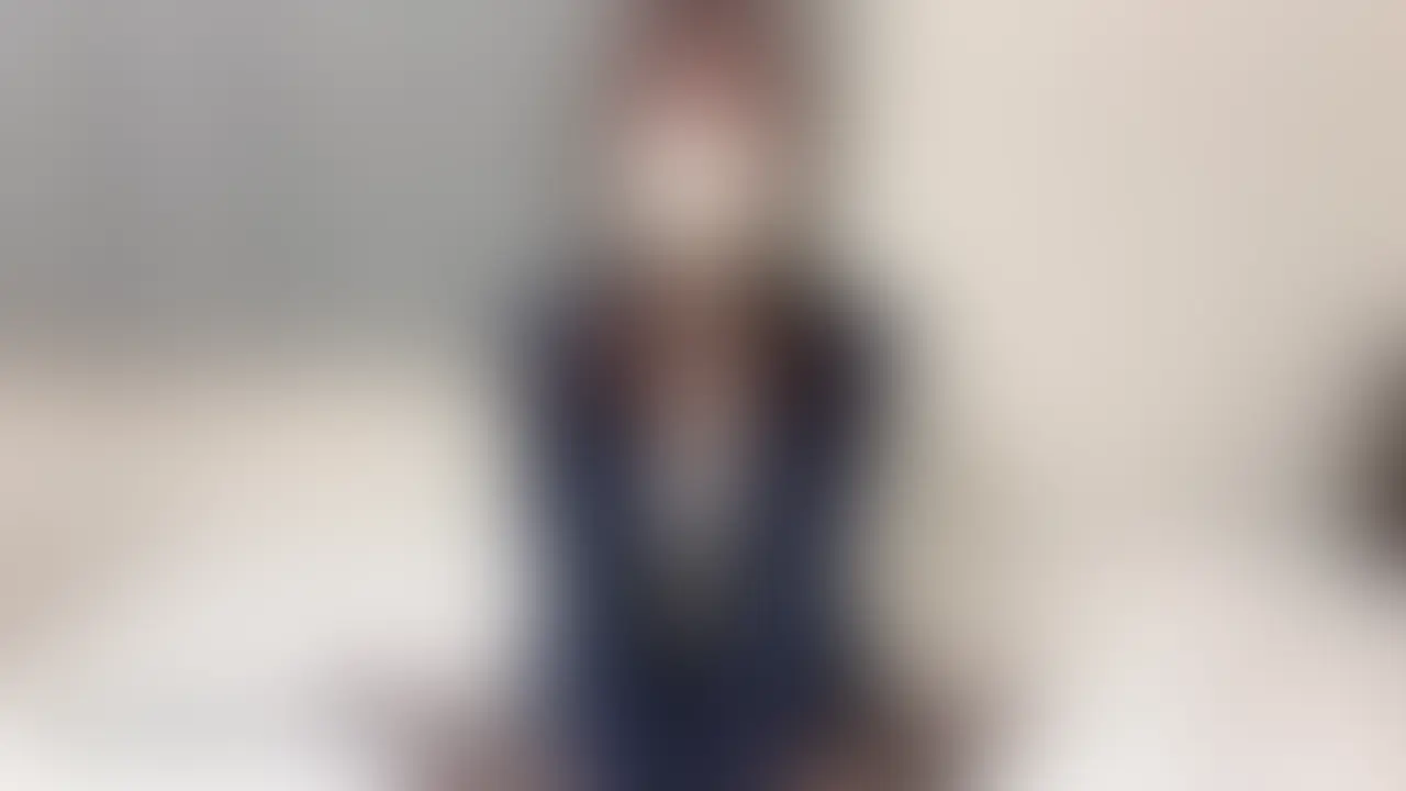 ※この動画に顔のぼかしは入っていません。
こんばんは🌙
アラサーぼっちOLのさおりです。
仕事中ずっと我慢してたのが、爆発しちゃった💦
気持ち良すぎてお漏らしまで...😳🩷
パンツの染みもちゃんと見てね🥺✨ (2/2)