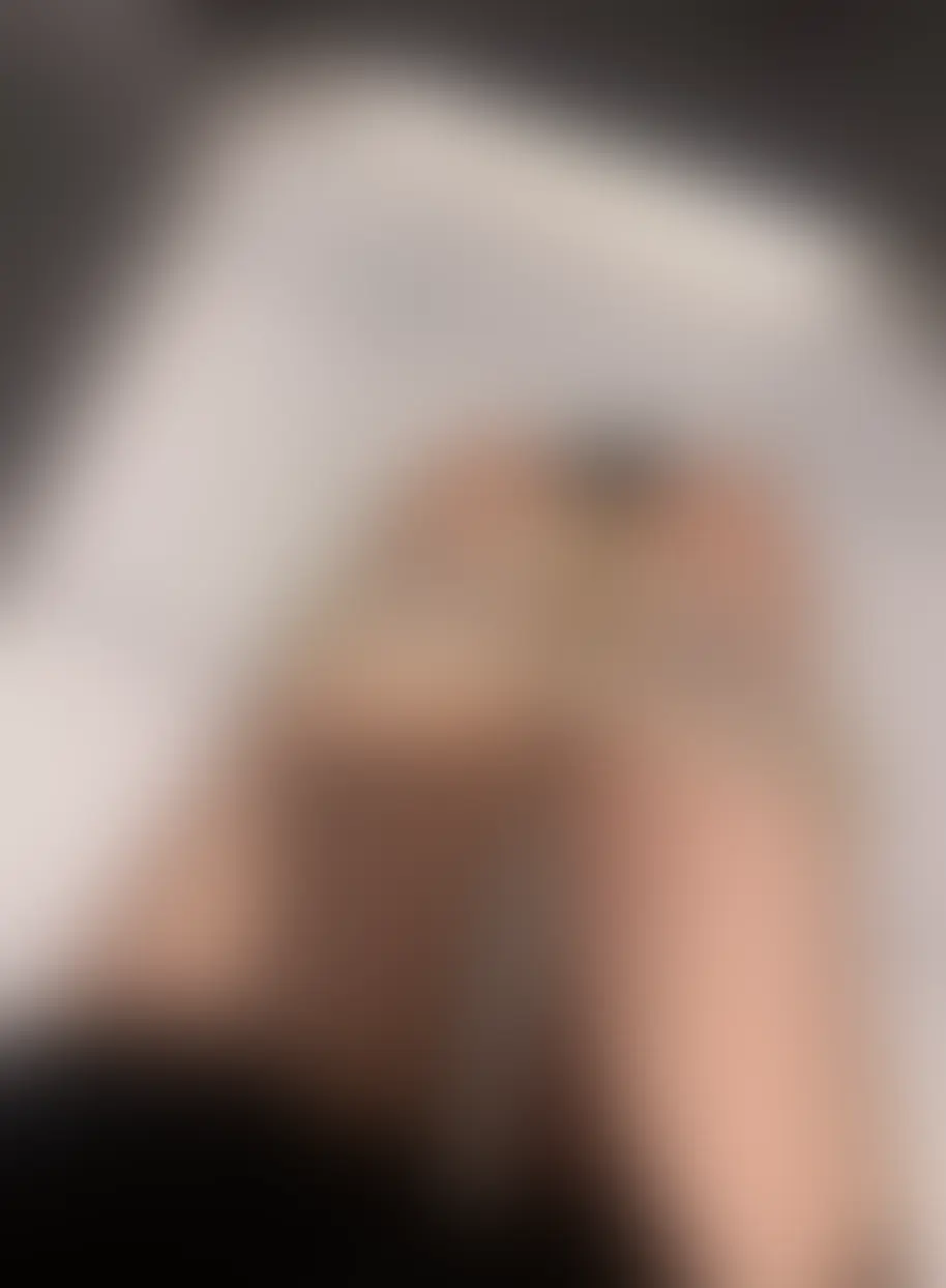 るる👙(🥼看護師目指す女子大生💉)「今日のルルの脱ぎたてパンツ🥰」の投稿サムネイル