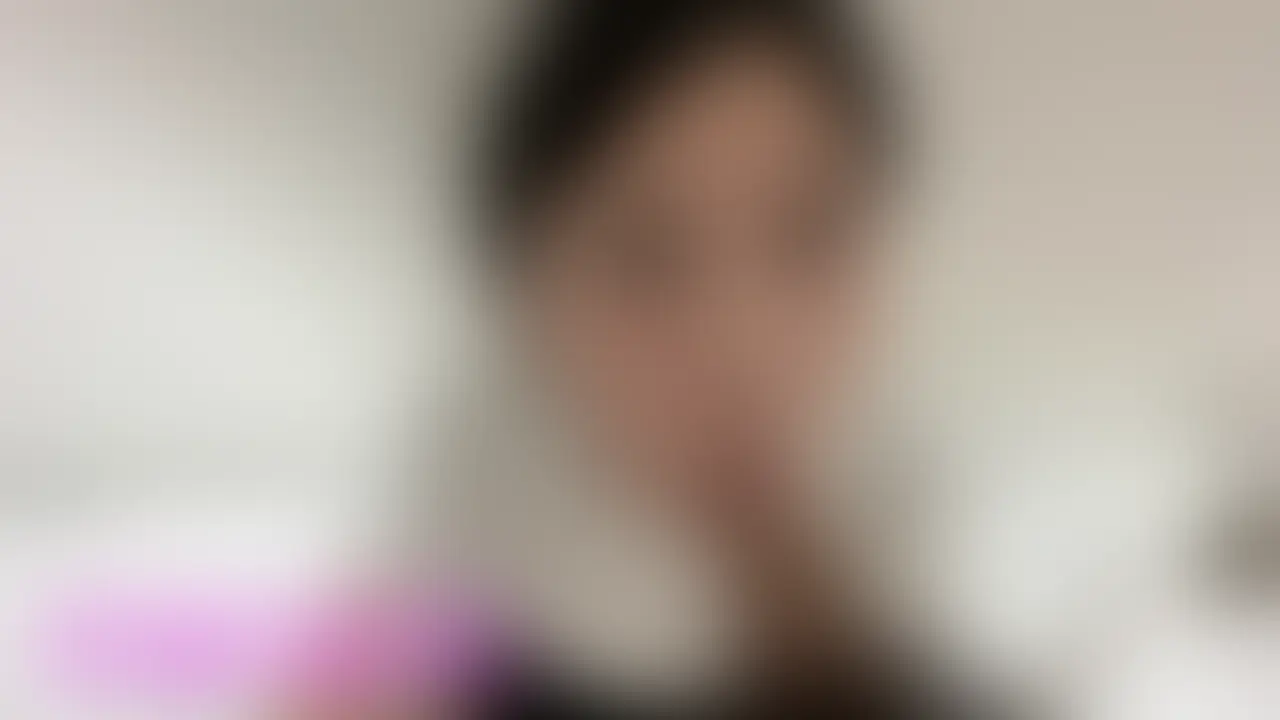 #373【マッチングアプリで不倫sex】「奥さんに悪いですよ…」「大丈夫、妻は女として見てないから」戸惑いながらも、結局中出し不倫開始 (2/2)