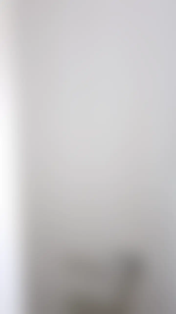 【単品販売専用ページ】
月額プランの方はこちらから
https://myfans.jp/posts/355be10f-8410-45f2-add8-982eb44e2094
昨日の投稿の続きだぞん♡
オナニーだけだと満足できなくて、、、
どうしても生暖かい硬いのが欲しくなっちゃって
生ちんちん呼び出ししてみました♡
童貞ニットでお出迎えした瞬間から
ちんちん勃ってるのもろ分かりでした。
電マかくすの忘れてて
アナル丸見えで
ヒクヒクさせられたのは内緒だぞ
でもオナしたあとってバレてて
手コキからすぐ挿入しちゃうし
積極的になっちゃった🥺
オナニーしたあとだから敏感すぎて
すぐイッちゃうけど、、、
気持ちよくて気付いたら腰振ってて
骨付きにしちゃってました...♡
下からの眺め楽しんでね✨
たくさん動いて疲れたけど精子搾り取っちゃった😋💕 (2/2)