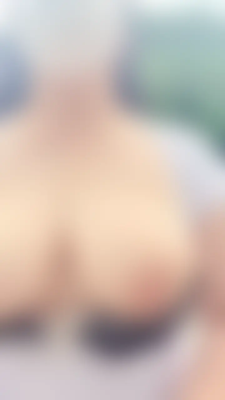 緑に囲まれてる中でおっぱい出して歩いてきた!
めちゃ気持ちいい✨✨✨
自然はやっぱり最高だー🥰🌿
大興奮した後は車内で開脚しながらズボズボオナニ💓
濡れ濡れで白いのいっぱいつきすぎたwww (2/2)