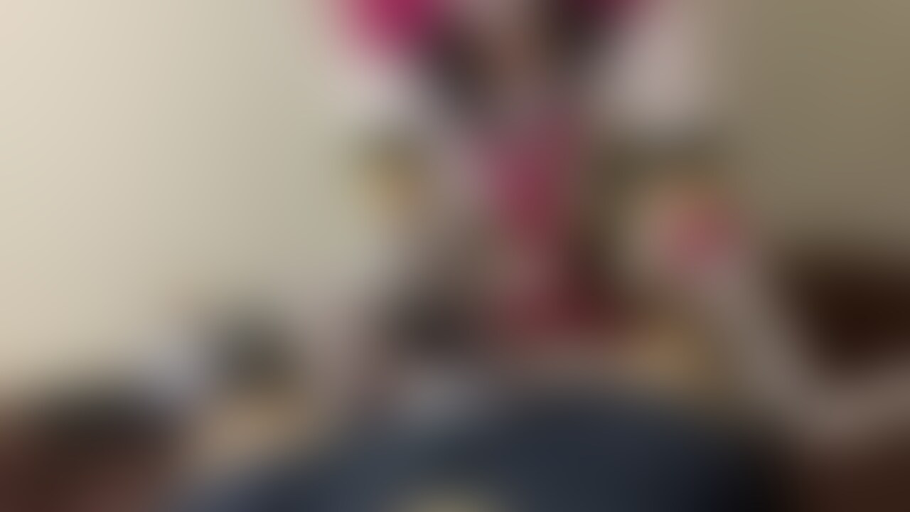 あのアイドルがコスプレで??? (2/2)