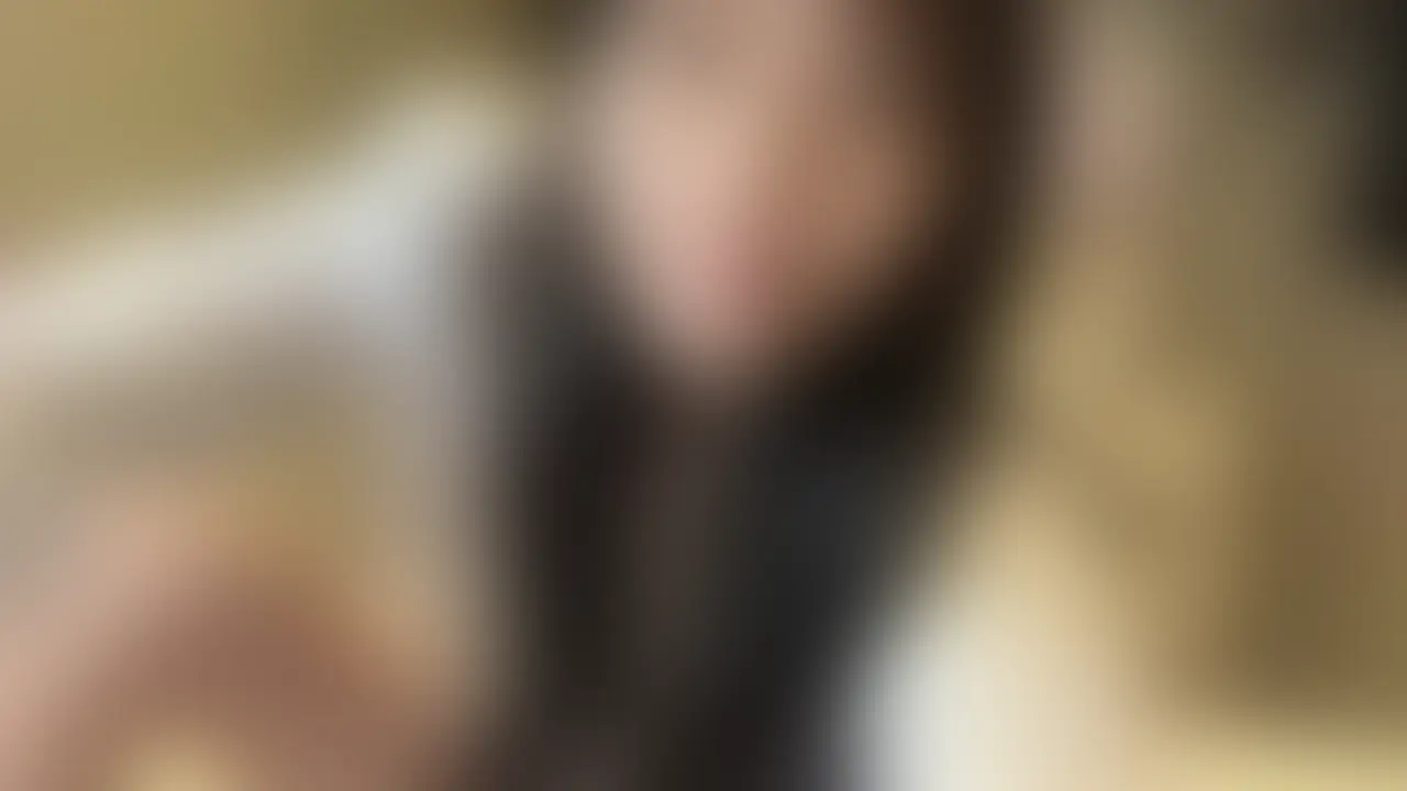 仕事帰りにお風呂入らずに、、オ〇ニーしちゃいました、、
はじめに右側の【いいね♡】【保存】を押してもらえると嬉しいです🐈
こんにちは、マリです!
いつもたくさんの応援本当にありがとうございます!
編集しながら顔真っ赤になっちゃいました…
みんなに喜んでもらえるかな、、
この動画を見たことは、あなたとマリだけの秘密でね🤫
#ランジェリー
#美人
#変態
#ミニスカ
#パイパン
#スレンダー
#バナー争奪戦_202510
#お尻
#個人撮影
#自撮り
#巨乳
#下着
#かわいい
#美乳
#素人 (2/2)