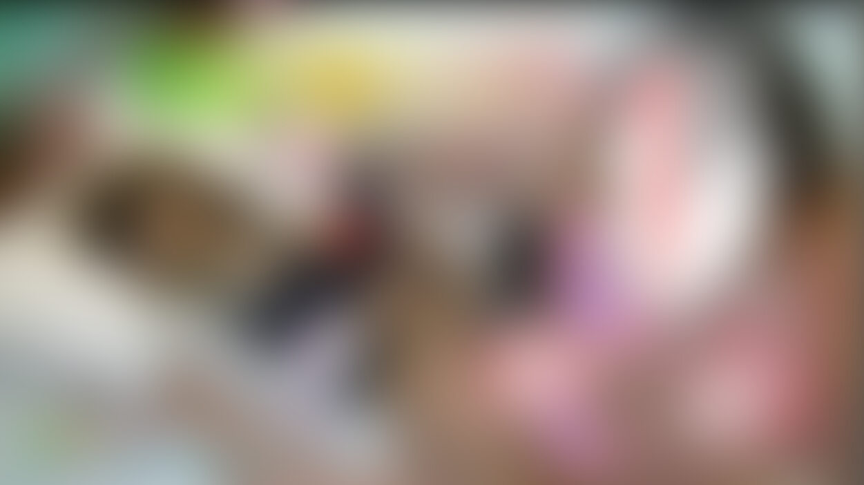 読者モデルをやっている女の子がイロイロ困っていたらしく先輩の命令で僕と面接する事に！
ラブホで撮影するという条件で実際に出会って５分でラブホへ直行
モデルやっているだけありスタイル抜群で肌も白く髪も綺麗な中々のギャル
そのギャルをラブホのソファーに座らせイロイロ聞きながら既に興奮しまくっている僕のチンポを
触らせたり・・・・

こんな綺麗な子が僕のチンポを触るだけでも興奮なのですが時折身体を引いて凄く嫌そうな感じが
しかしそ嫌がる仕草が勃起の堅さを倍増！ｗｗｗ
その勃起しまくり我慢汁が出まくっているチンポにフェラチオをやってもらうと・・・・気持ちいい！

その後は用意した制服に着替えてもらい更に僕もソファーの横に座り身体をまさぐったりすると更に
気持ち悪そうにする女の子がとても良い！！

もう興奮しまくり我慢の限界を迎えたボクは女の子をベットに移動させ交尾開始
当然ですが今回も避妊なしの生交尾

その極上なオマンコへ生チンポを挿入すると良い声を出す女の子
素晴らしい締め付けでチンポへ凄まじい快感が！あまり激しく動けません
そんな状況でネットリっと動き彼女のファンが手に入れられない極上オマンコの内壁や子宮口の感触を
じっくり味わいながらチンポの先端からでる我慢汁を膣内に流し込みます

バックでの交尾は彼女の形の良いお尻が妙に卑猥で撮影してても最高！
その割れ目に出入りする自分のチンポを見るのって最高ですよね

そして正常位に戻り中出しフィニッシュにむけ動きます
今回もちゃんと中出し宣言し溜まってた精液を女の子の膣内に吐き出すわけですが射精の瞬間まで生膣で
チンポを動かせるのって最高！
嫌そうにしながらも声を出してしまう女の子の成長途中の小さな胸を見ながら子宮口のあたりまでチンポの
先端を押し付け射精開始！

ドクっ！ドクっ！っと凄い勢いで脈打ちながら精液を吐き出すチンポはオマンコの一番奥に差し込んだまま
子宮内に精液が沢山入るようにし射精が終わるまでその状態で気持ちよく出させて頂きました！

今回の面接撮影では１，２を争う美しい女の子との生交尾中出し！
動画は固定カメラによる動画にて構成されています
皆様も是非その美しい女の子が醜い僕に汚される動画をご覧くださいｗｗｗ (2/2)