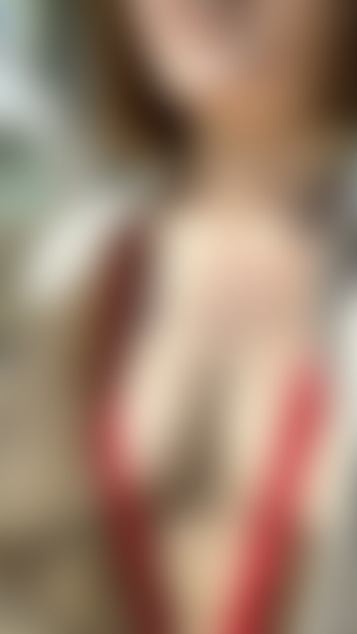 初の顔出し公園露出オナニー (2/2)