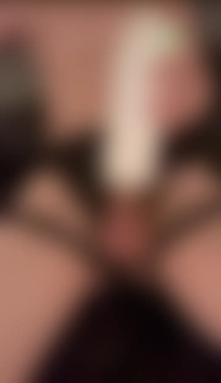 おもちゃに搾り取られて射精 sample 1