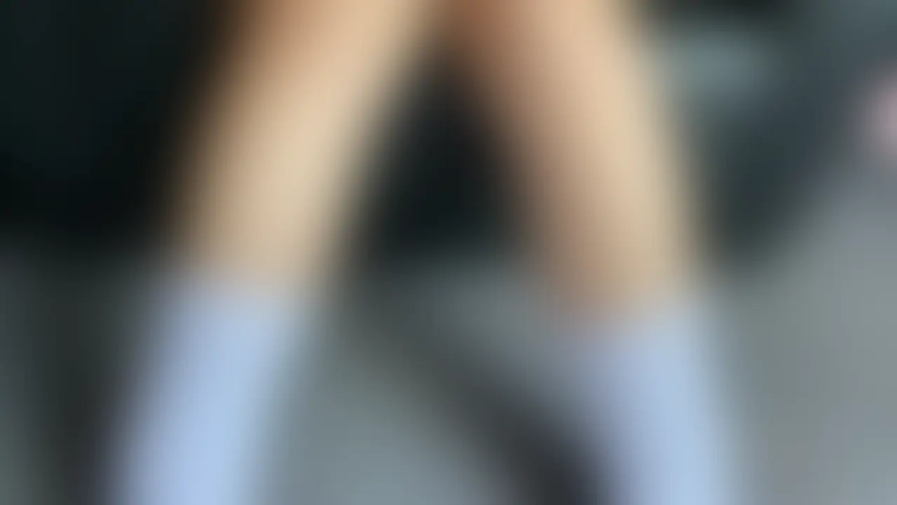 【ダウンロード可能‼️高画質特典有り🎁】
『特典受け取り方法は購入後メッセージに記載📩』
※特典動画はmyfansの規定に則ったモザイク処理を行っています。
《お願い🍑》
再生画面右側のハート🩷マークとブックマークを押してからご視聴ください🙇
★タイトル
【最終回】水泳部シリーズ3!!まほちゃん最後のイキまくりSEX!生徒会長!水泳部!彼氏持ち!激ヤバな肩書きを持つ女の子が子宮ぶっ壊される!
●内容
【商品説明】
お待たせ致しました‼︎
今作は遂に!
あの水泳部シリーズが! !
最終回を迎えます! !!
シリーズ1、シリーズ2と超高額にも関わらず圧倒的人気で多数の男性視聴者様を快楽へ導いたまほちゃん。
相変わらず彼氏とは続いており、彼氏とデートするお金が無いとのこと。
しかし、会うのはこれで最後にしたいと言われました。
理由は聞きませんでしたが、僕なりにまほちゃんに最後を楽しんでもらうため、めちゃくちゃにしてやろうと思いました。
最後は、競泳水着でSEXをしようとも思ったのですが、まほちゃんの進路が看護学校に決まったため一足早くナース服でハメてあげることに。
『イグイグイグっぉご主人様っだめぇっっ‼︎』 ソファで対面したまほちゃんの顔は既にアヘ顔‥
そして、ガチガチに硬くなったチ●ポを入れられた瞬間、、、 密着したまほちゃんのカラダは小刻みに痙攣し始め、可愛いお顔は白目をむいて涎を垂らしていました。。。
『きもちぃいっっ中出してくださいっっんんんっっ‼︎』
バックで突かれまくってるシーンは勿論のこと、正常位シーンもかなりの見所です。
これだけガチモノで完全顔出しはかなりレアだと思い、尻シーンは多いですが、あえて正常位シーンを見所として推します!
— — — — — — — — — — — — — — — —
【本編】
44分05秒、2戦収録
【プレイ】
フェラ、オモチャ攻め、正常位、騎乗位、バック(横、後ろアングル)
【衣装】
制服、ナース服
【女の子紹介】
名前→まほ
年齢→18歳
特徴→ 水泳部、彼氏持ち、スレンダー、美尻、なんと生徒会長!!
— — — — — — — — — — — — — — — —
●次回予告
新作
【美尻医大生みゆきシリーズ4】
発売日→7月12日
※作品内の台詞、衣装等は全て演出によるものでありフィクションであることを理解してください
※個人を特定するような行為はお控えください
※出演者は成人以上であることを身分証明証で確認しております
※法律や条例に違反することは一切行っておりません
※転載・転売・譲渡・無断公開・無断配信を禁止します
※局部は適正AVと同レベルのモザイク処理を行ってます (2/2)
